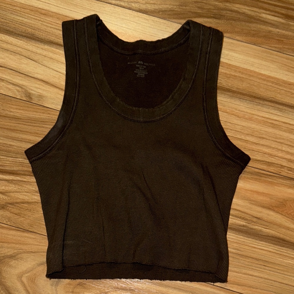 Brandy Melville Grey Sleeveless Ribbed Crop Top